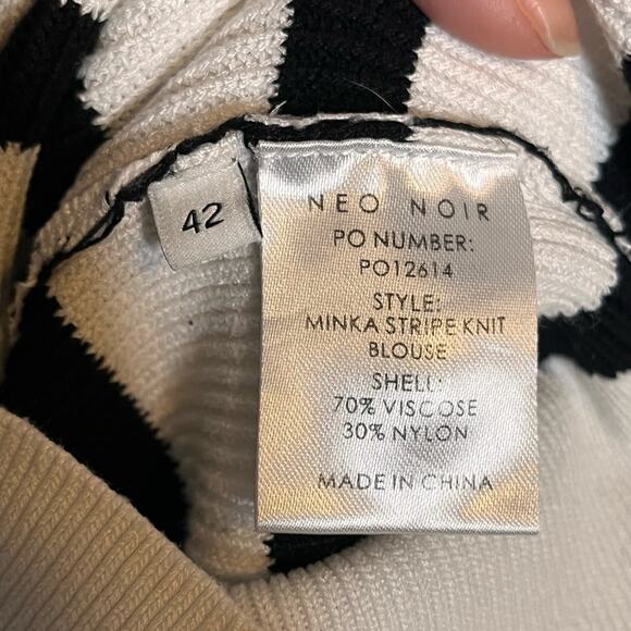 NEO NOIR white & black stripe 3/4 wide sleeve sweater size medium classic spring - Picture 6 of 7